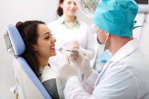 10-Reason-to-visit-your-dentist-TOMORROW